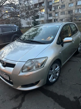 Toyota Auris, снимка 1