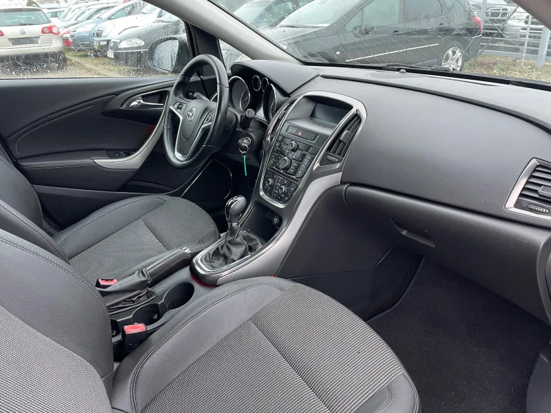 Opel Astra 1.7CDTI-KLIMA, снимка 5 - Автомобили и джипове - 39282913