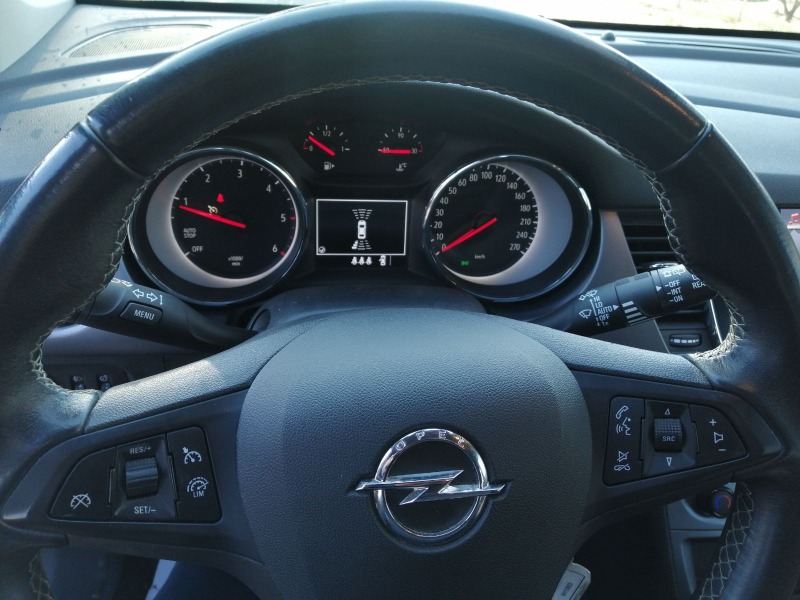 Opel Astra Sport Tourer, снимка 4 - Автомобили и джипове - 46352250