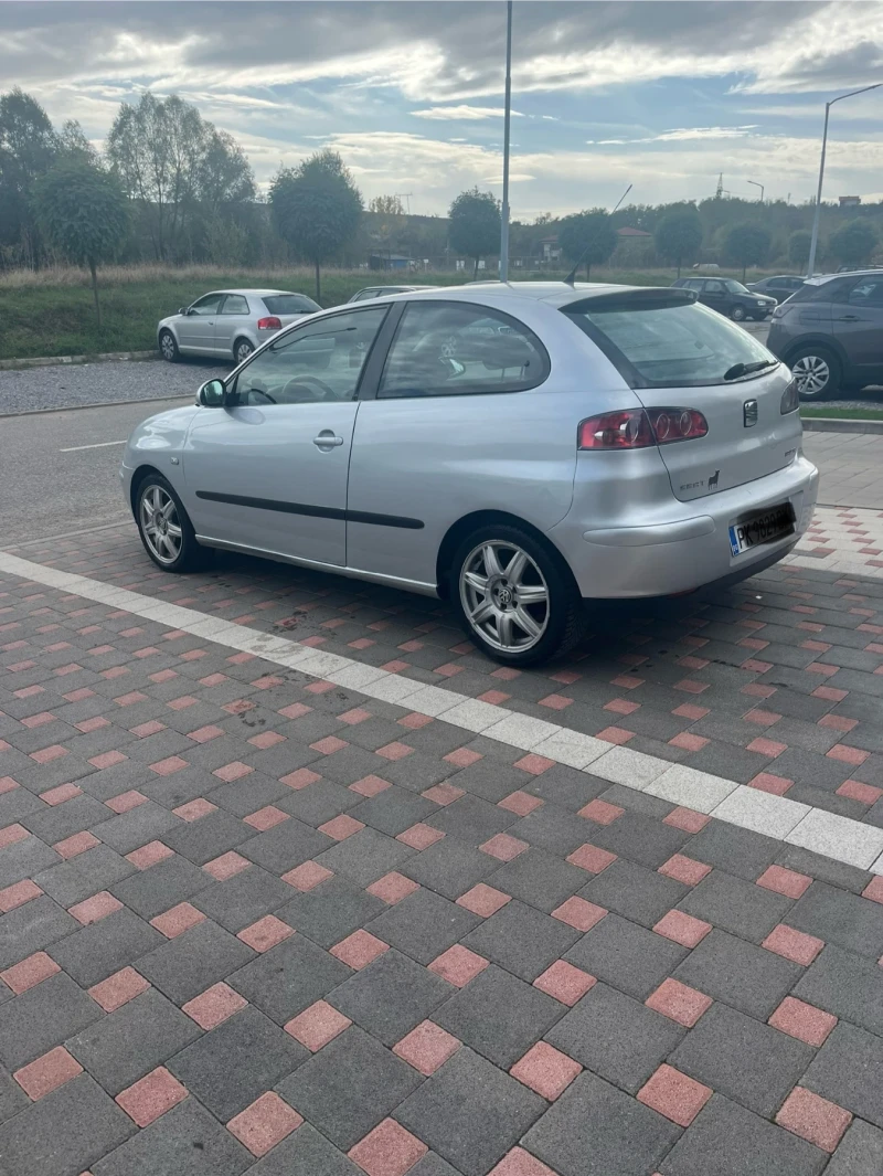 Seat Ibiza 1.4 GAZ, снимка 1 - Автомобили и джипове - 47548351