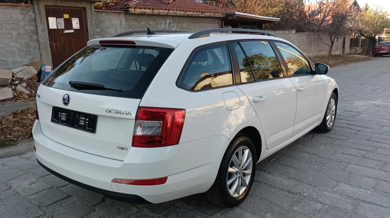 Skoda Octavia 2.0TDI 4X4, снимка 3 - Автомобили и джипове - 48136807