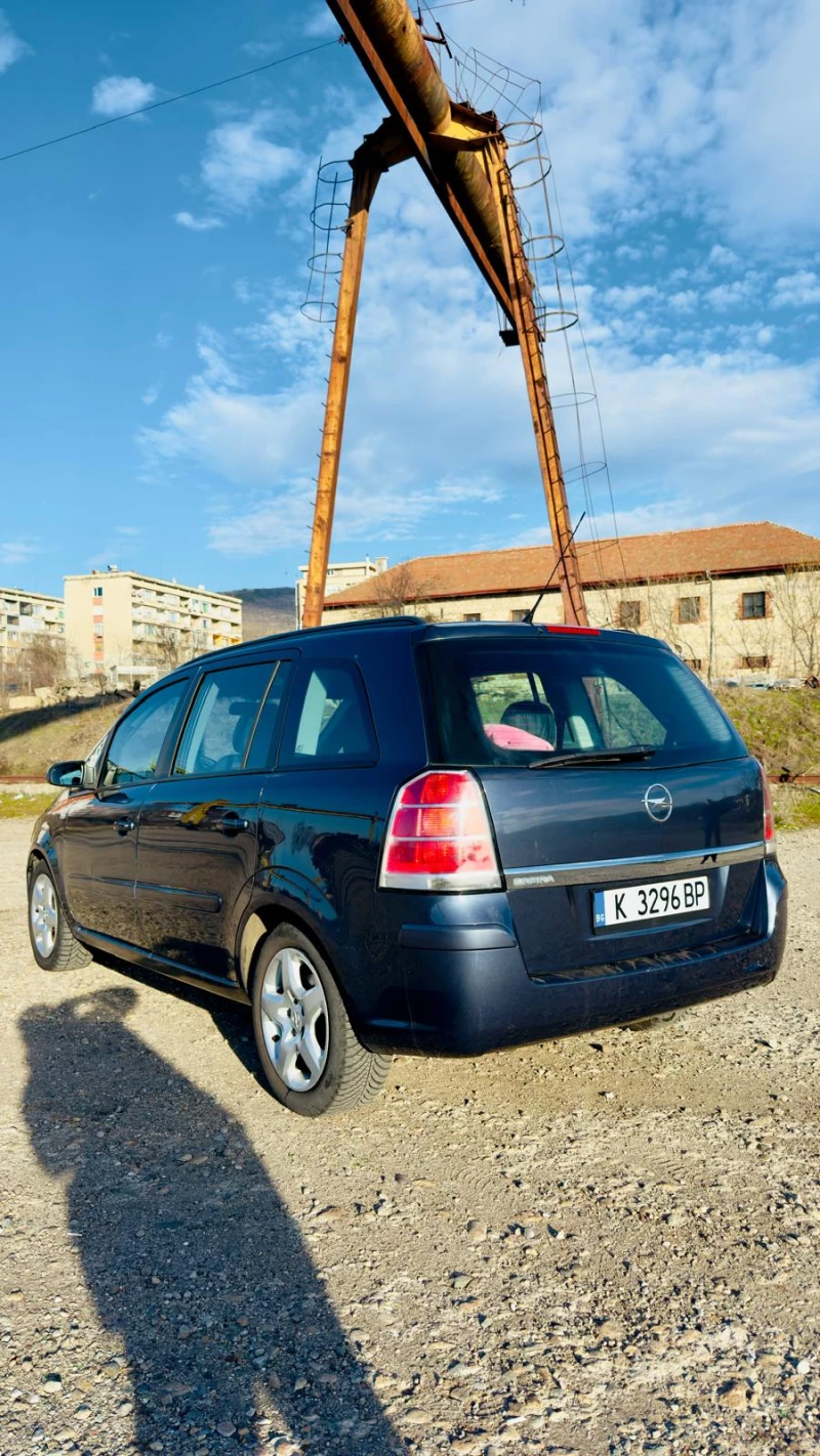 Opel Zafira 1.9 cdti 101, снимка 4 - Автомобили и джипове - 48631325