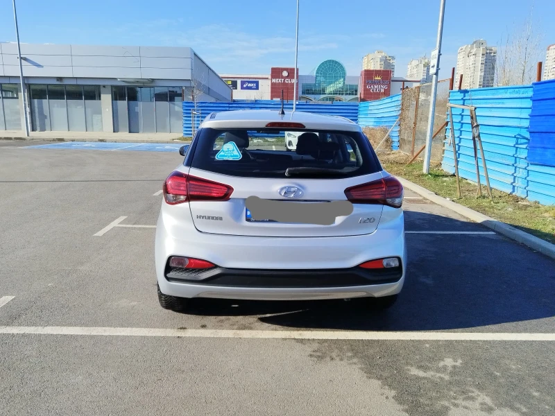 Hyundai I20, снимка 4 - Автомобили и джипове - 48813443