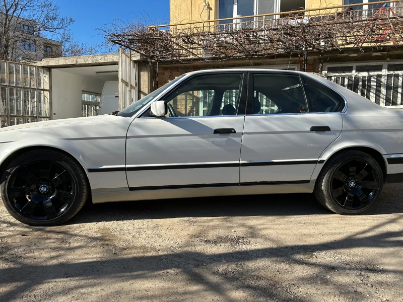 BMW 525 525 IX , снимка 3 - Автомобили и джипове - 49403396