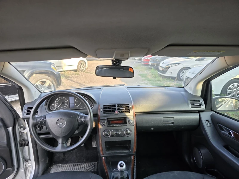 Mercedes-Benz A 180, снимка 9 - Автомобили и джипове - 50968437