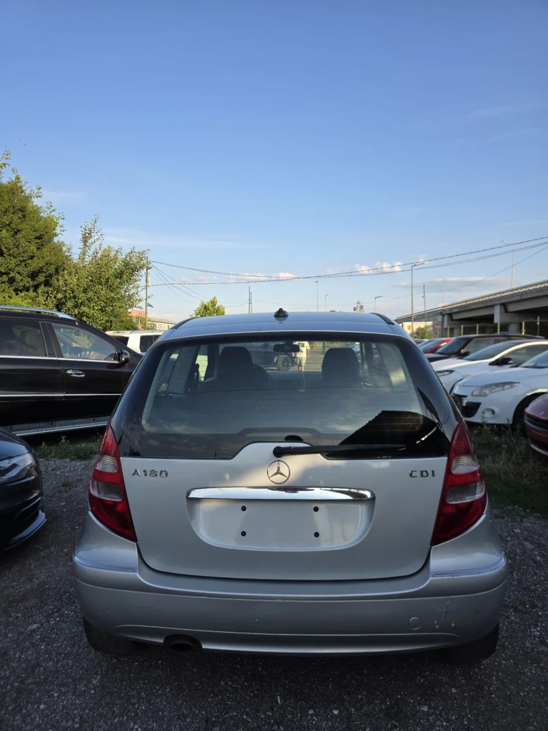 Mercedes-Benz A 180, снимка 2 - Автомобили и джипове - 50968437