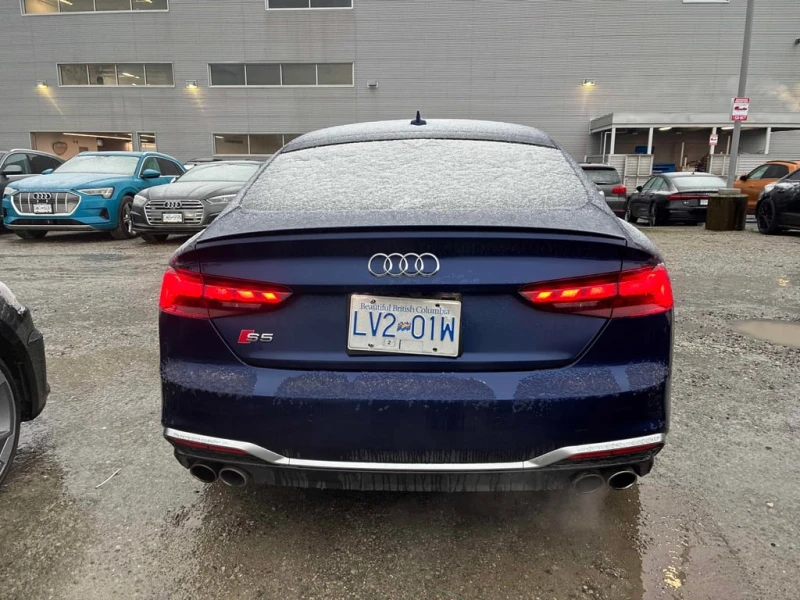 Audi S5 * Progressiv * CARFAX * БЕЗ ПЪРВОНАЧАЛНА ВНОСКА, снимка 4 - Автомобили и джипове - 53031520