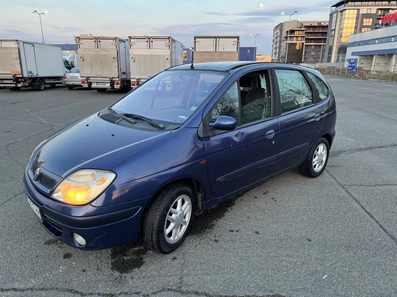Renault Scenic, снимка 9 - Автомобили и джипове - 53058462