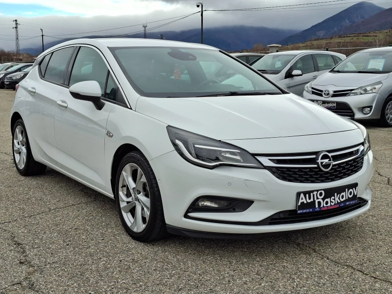 Opel Astra 1, 6 cdti, снимка 3 - Автомобили и джипове - 53213072
