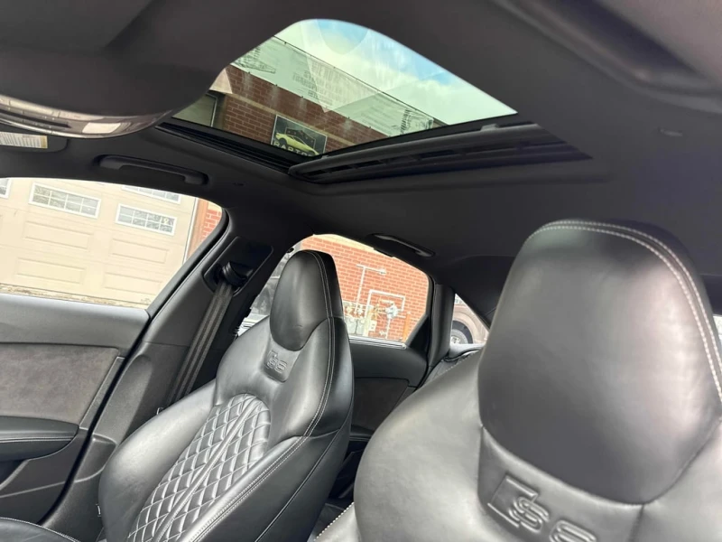 Audi S6 * 4dr Sdn * CARFAX * БЕЗ ПЪРВОНАЧАЛНА ВНОСКА, снимка 10 - Автомобили и джипове - 53302185