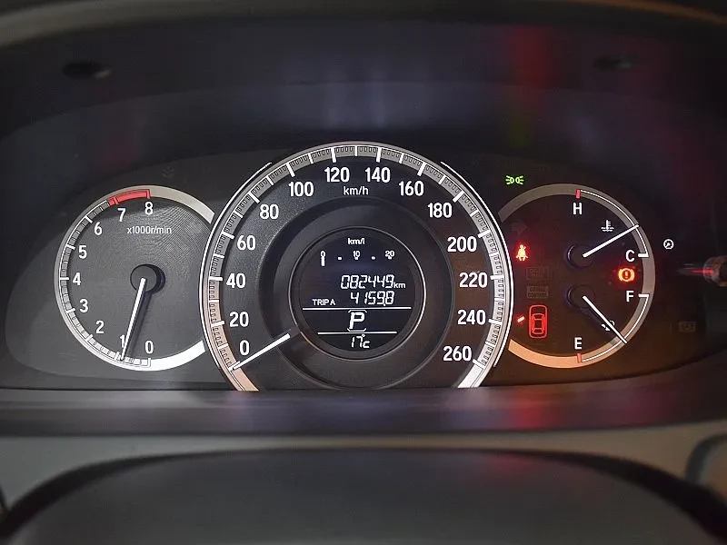 Honda Accord, снимка 8 - Автомобили и джипове - 55348545