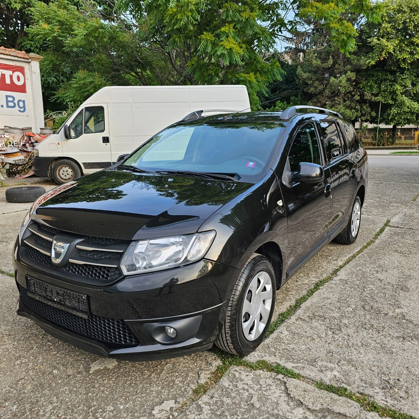 Dacia Logan 1.2i  ГАЗ NAVI TOP - [1] 