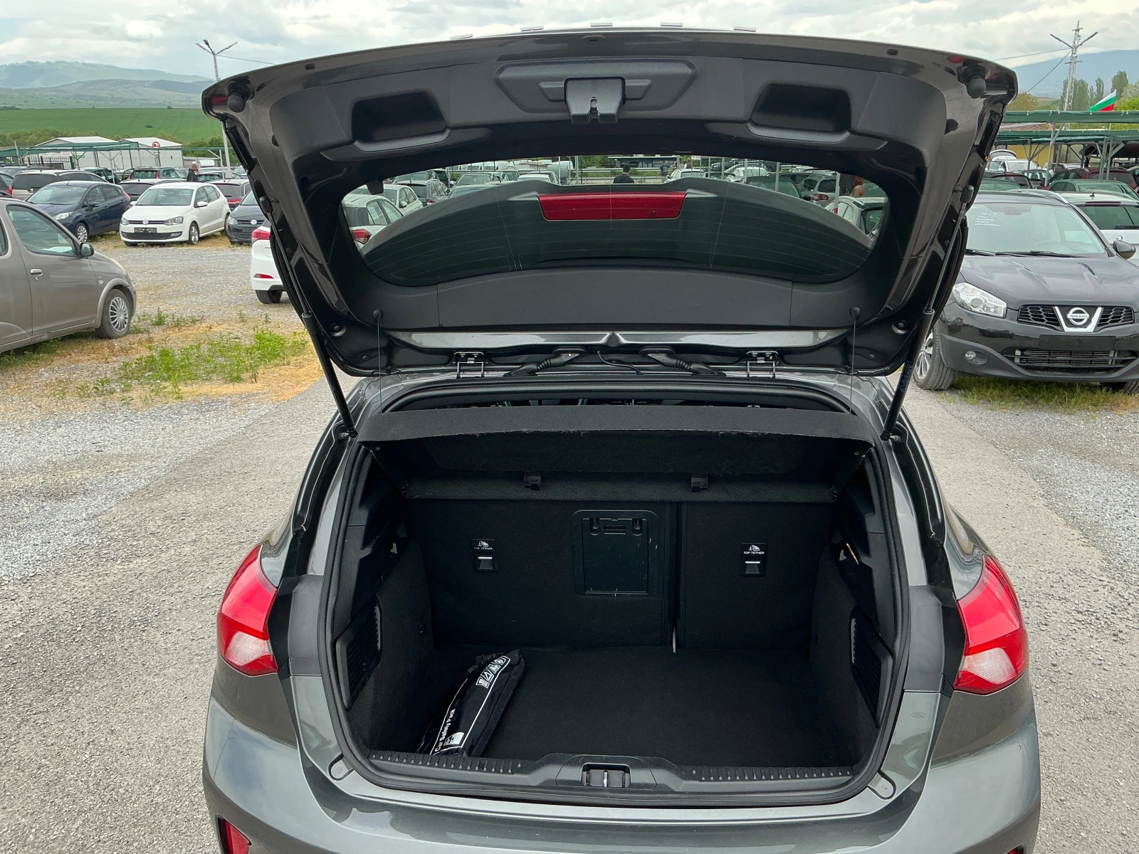 Ford Focus 1.5 TDCI ST-Line - изображение 10