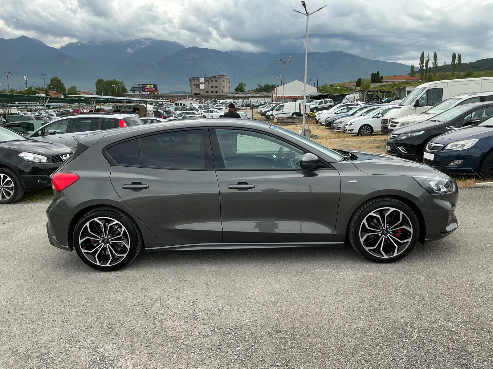 Ford Focus 1.5 TDCI ST-Line - изображение 5