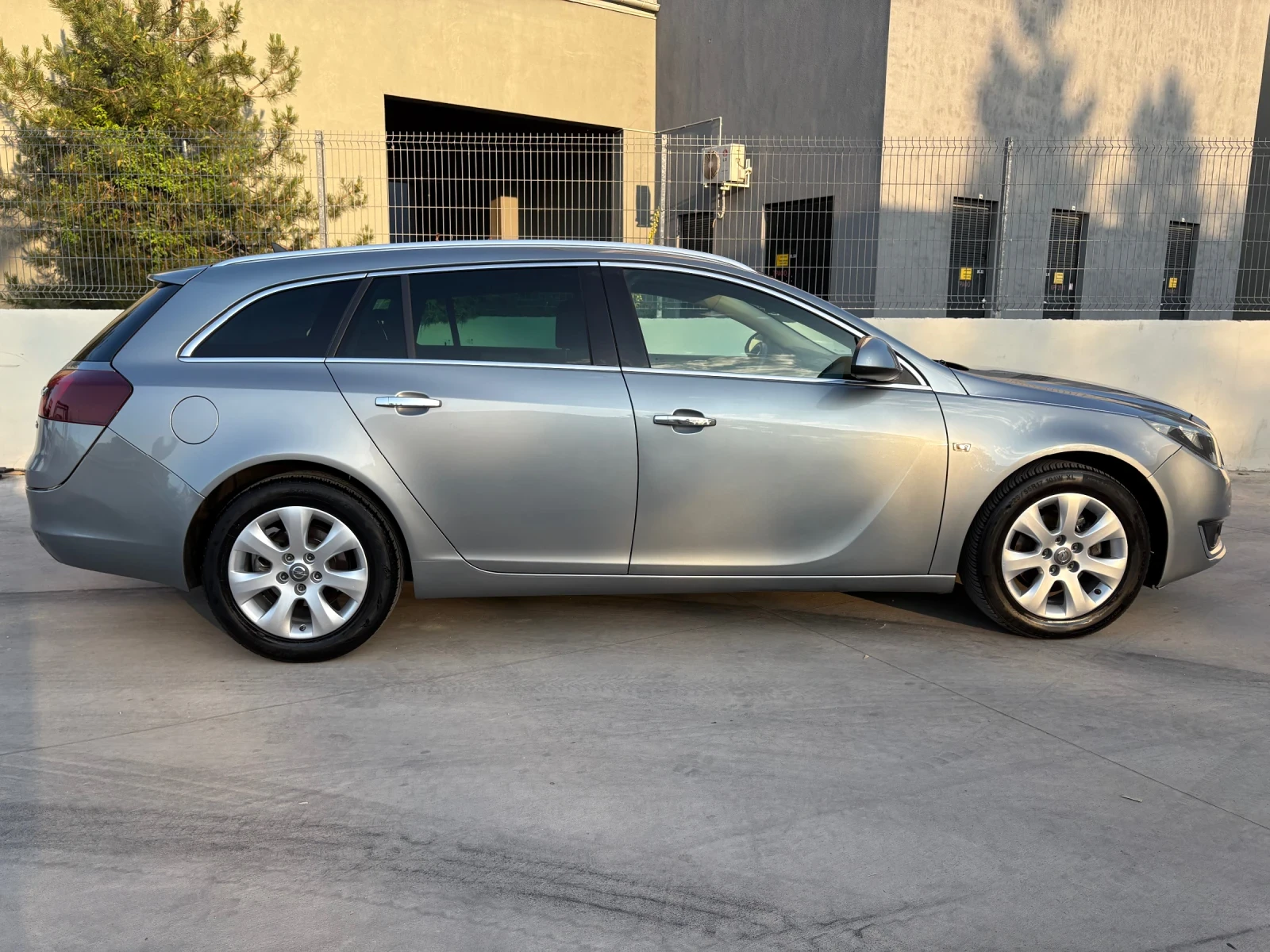 Opel Insignia Cosmo 2.0 CDTI 130кс Automatic - изображение 9