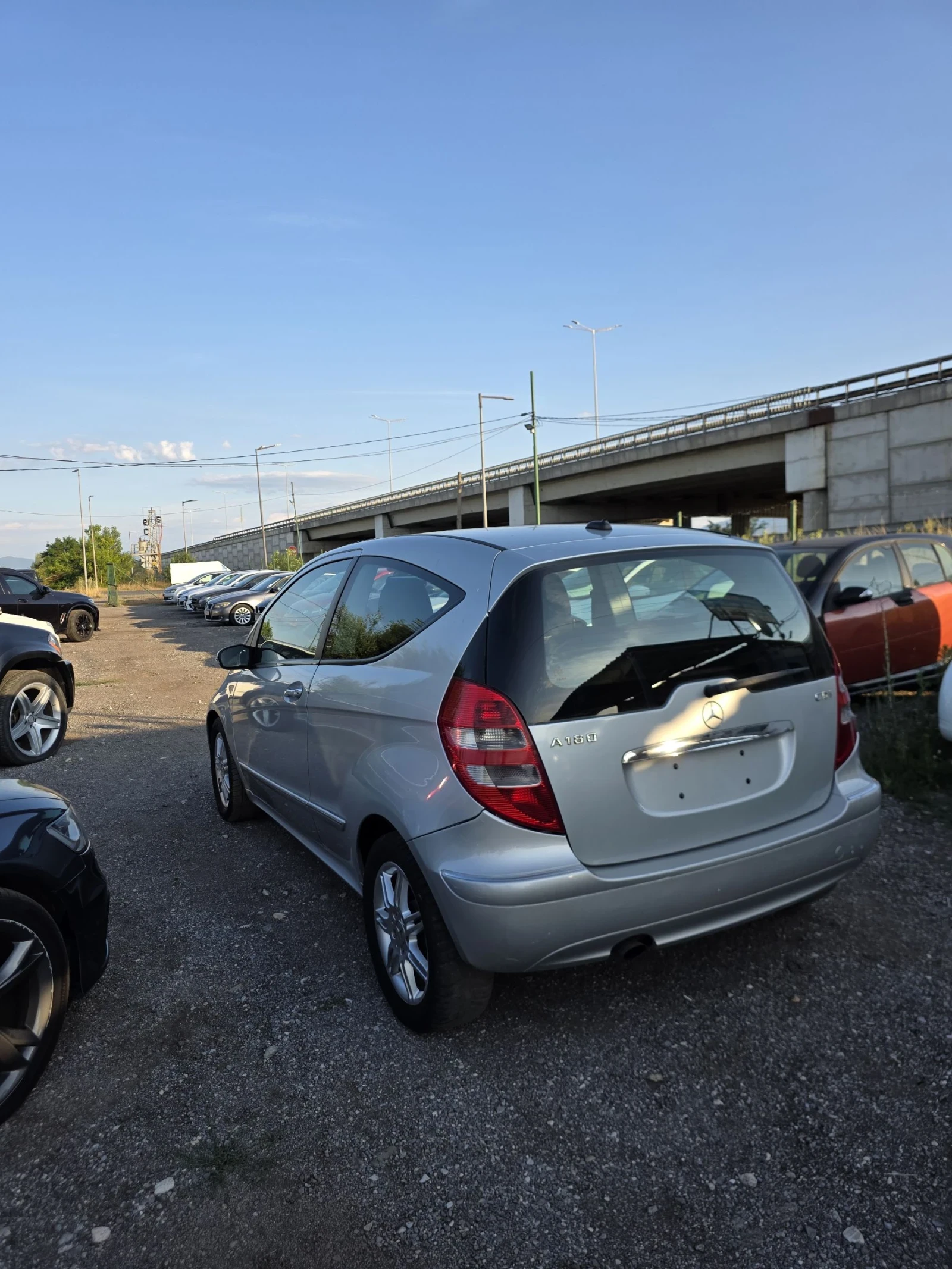 Mercedes-Benz A 180  - изображение 6