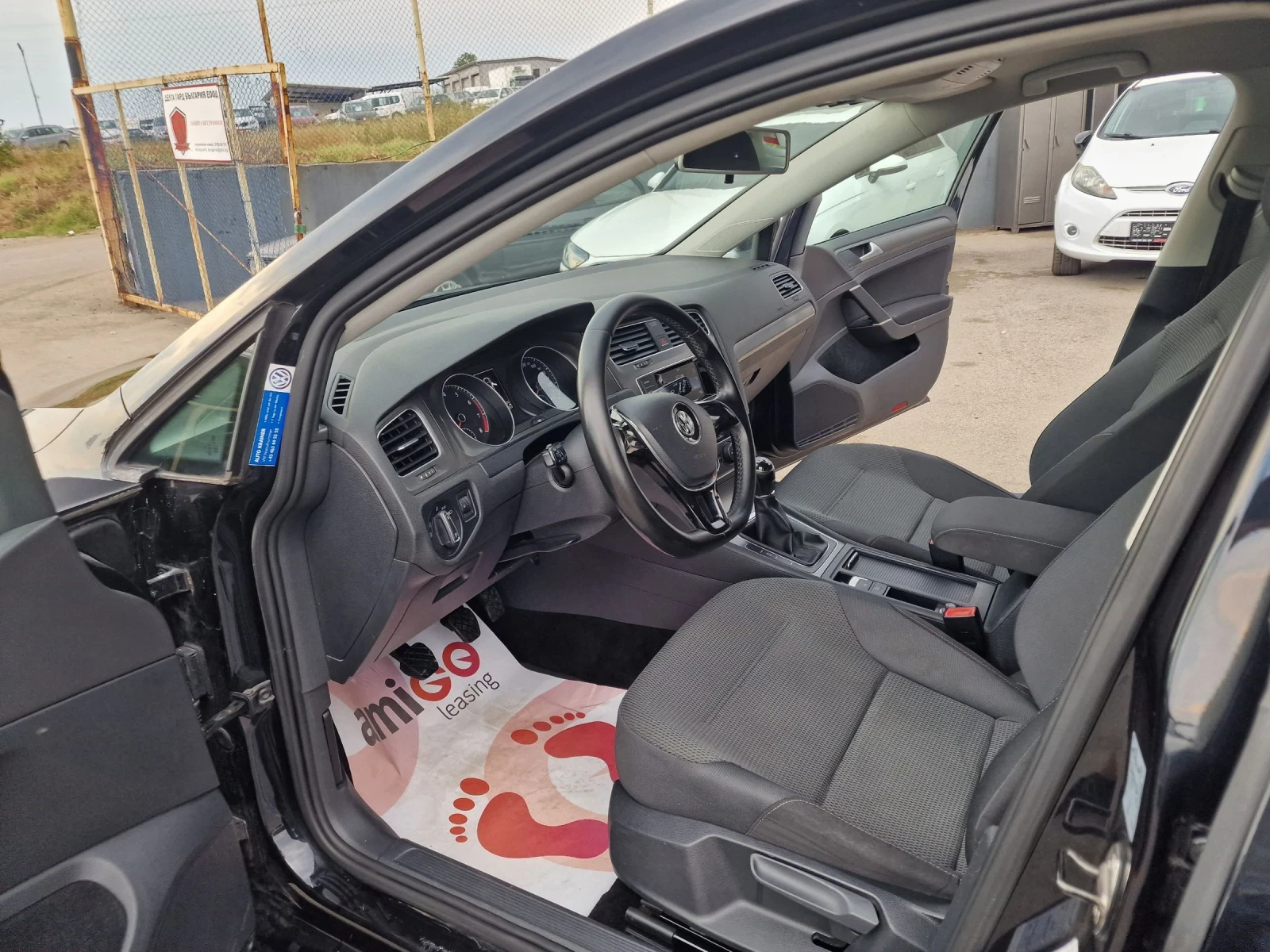 VW Golf 1.2i - изображение 9