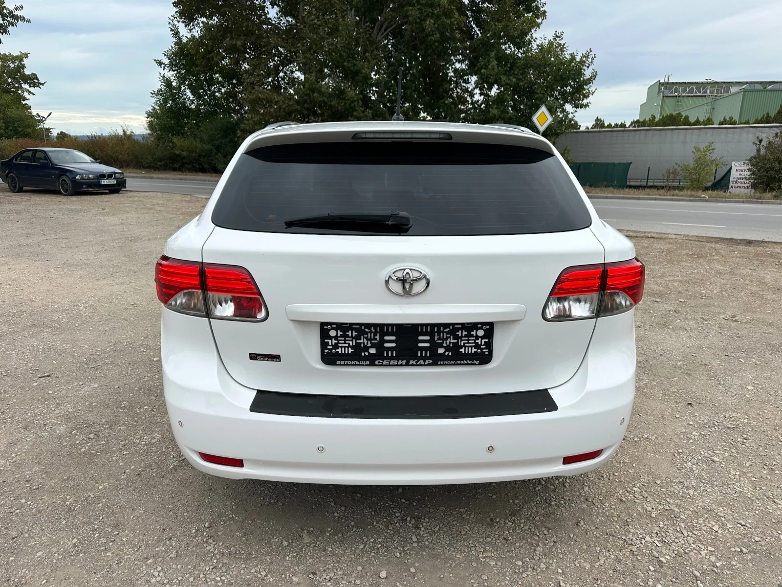 Toyota Avensis 2.0 d4d! Led! Xenon! Navigation! Камера!  - изображение 6