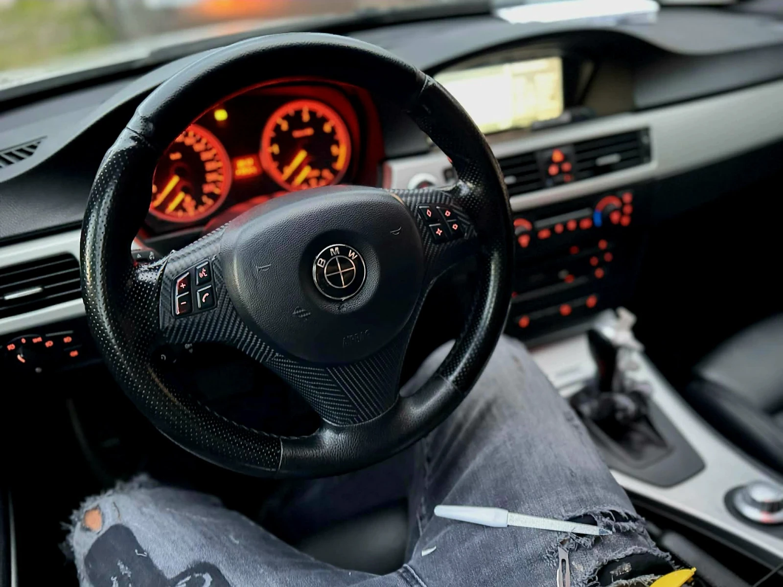 BMW 330 3.0d, снимка 9 - Автомобили и джипове - 53772381