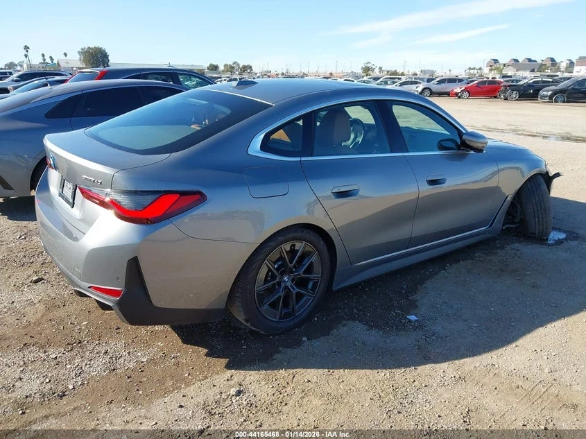 BMW i4 EDRIVE40 | ЦЕНА ДО БЪЛГАРИЯ | , снимка 4 - Автомобили и джипове - 53810589