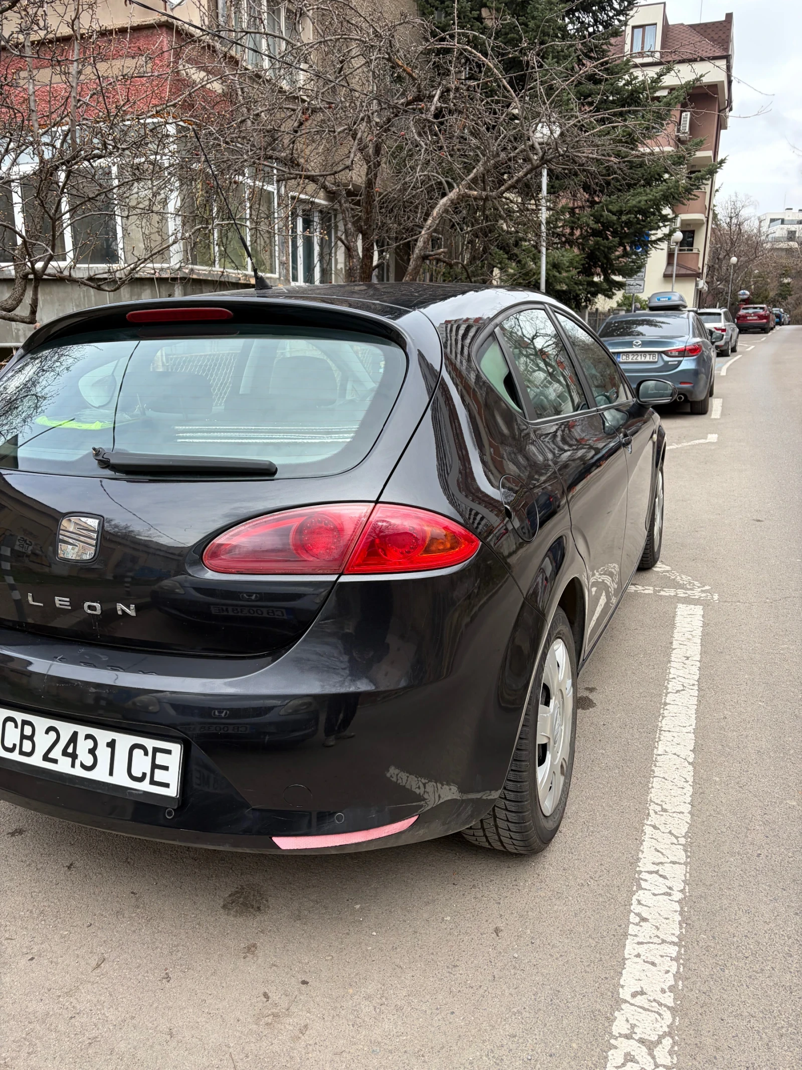 Seat Leon 1.6 бензин 102кс. , снимка 6 - Автомобили и джипове - 53916174