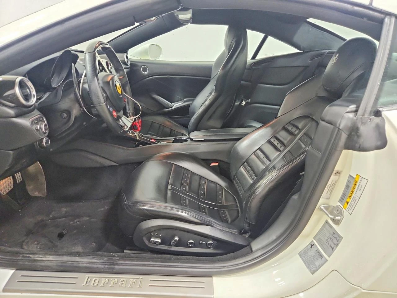 Ferrari California 3.9l Ferritti T, снимка 7 - Автомобили и джипове - 53944065