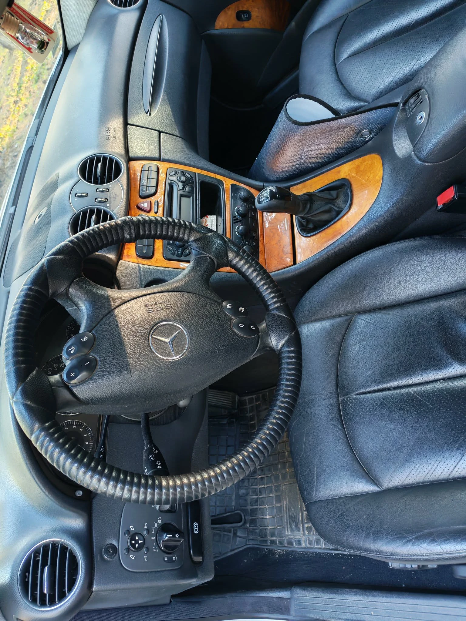 Mercedes-Benz CLK, снимка 5 - Автомобили и джипове - 53959697