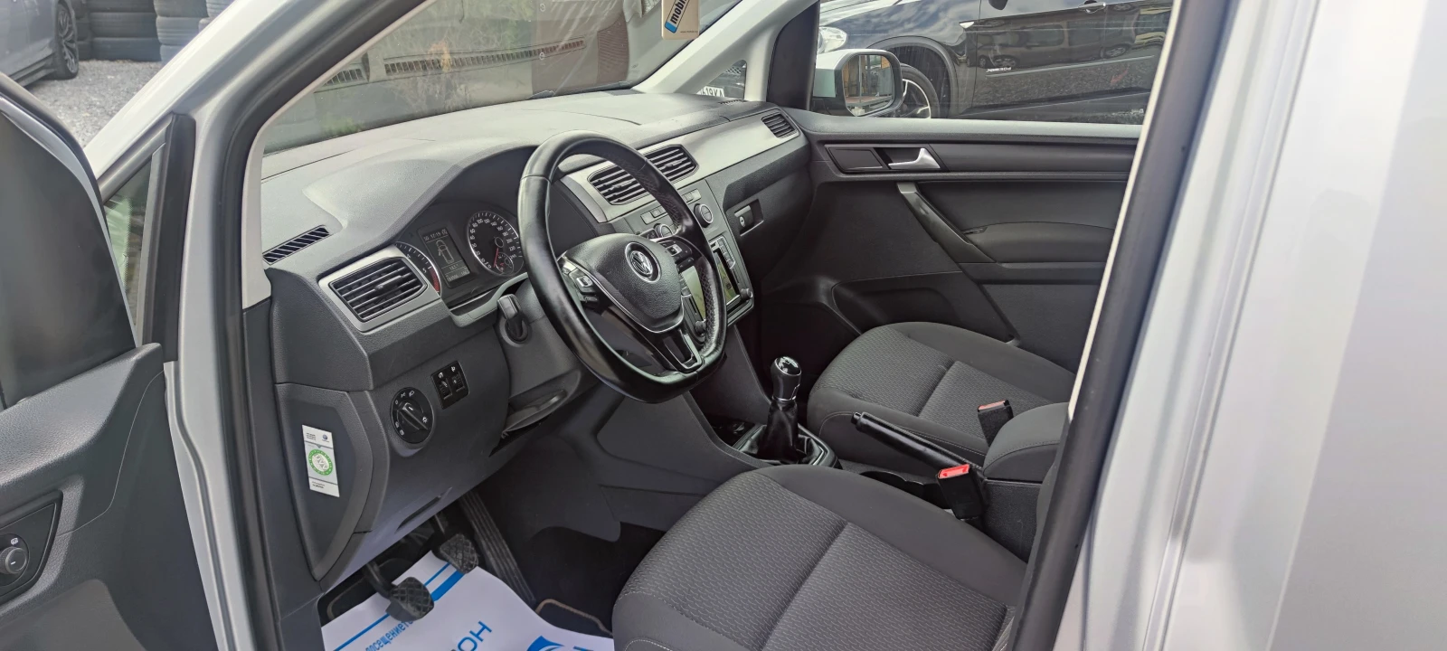 VW Caddy 2.0TDI 4MOTION , снимка 12 - Автомобили и джипове - 54135626