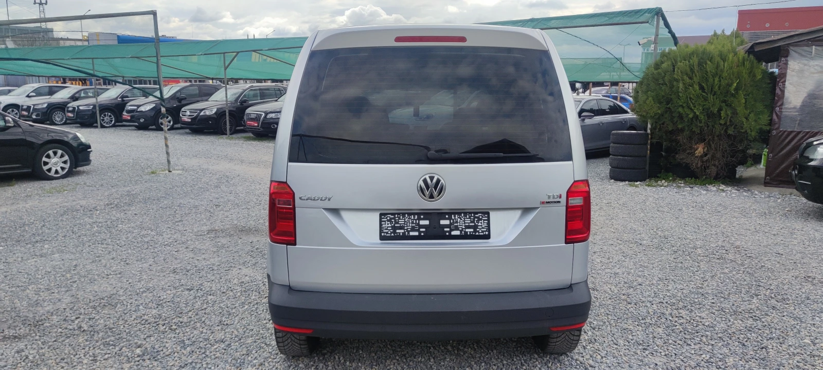 VW Caddy 2.0TDI 4MOTION , снимка 5 - Автомобили и джипове - 54135626