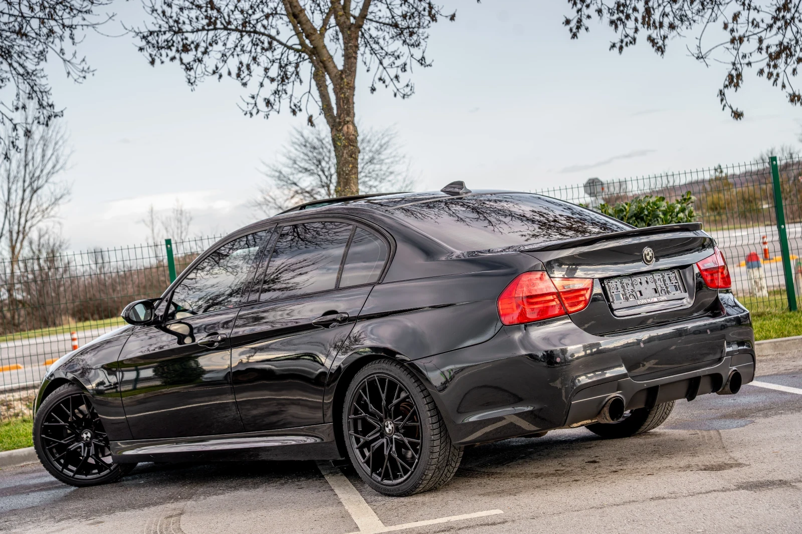 BMW 330 d M57 / М пакет / Logic7 / Carplay / Keyless / CiC, снимка 7 - Автомобили и джипове - 54170880