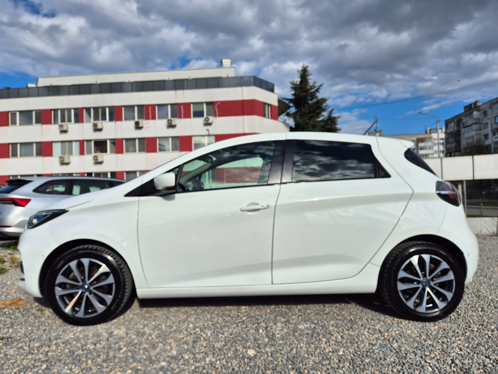 Renault Zoe R-135-INTENS-CCS PORT-TERMOPOMPA, снимка 7 - Автомобили и джипове - 54245924