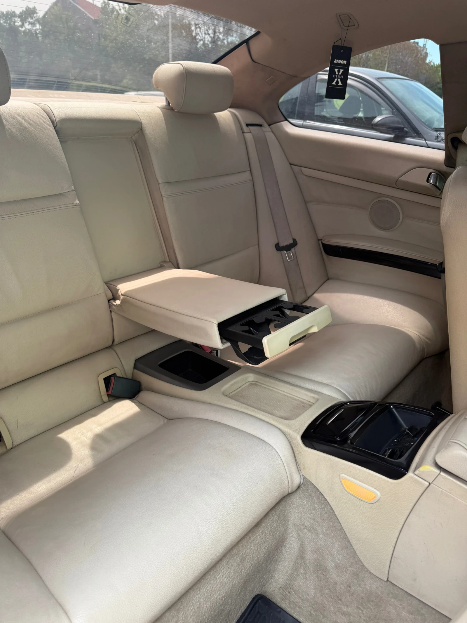 BMW 330, снимка 8 - Автомобили и джипове - 54413848