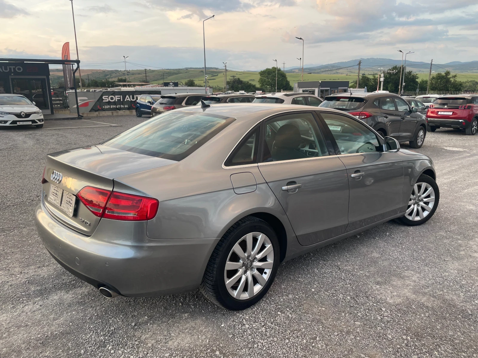 Audi A4 2.7TDI LED BI-XENON, снимка 12 - Автомобили и джипове - 54641327