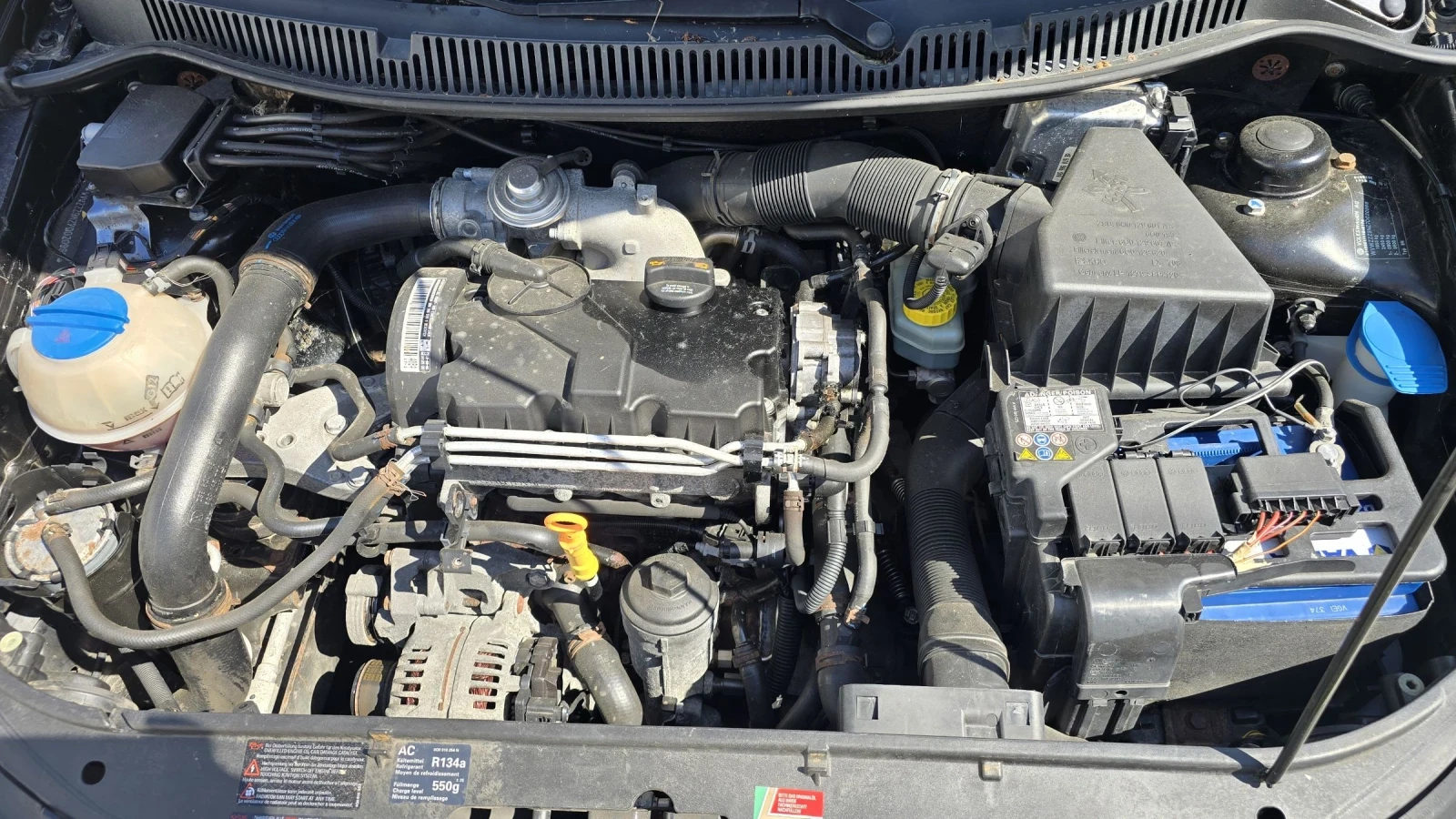 VW Polo 1.2tdi 70 к.с климатик , снимка 11 - Автомобили и джипове - 54939112