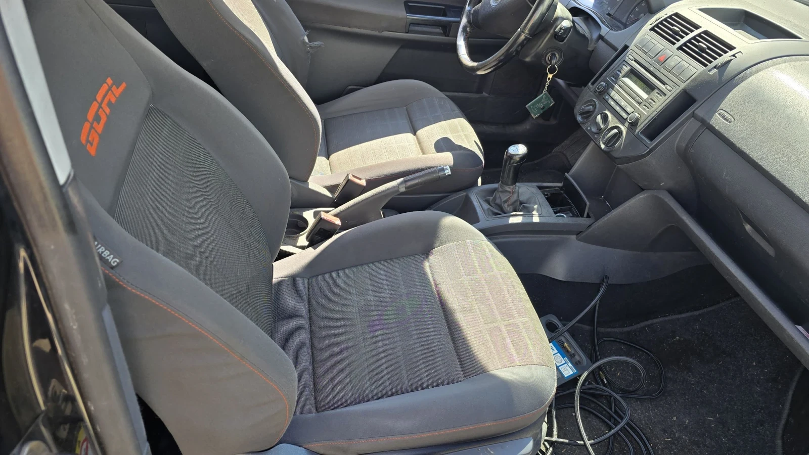 VW Polo 1.2tdi 70 к.с климатик , снимка 8 - Автомобили и джипове - 54939112