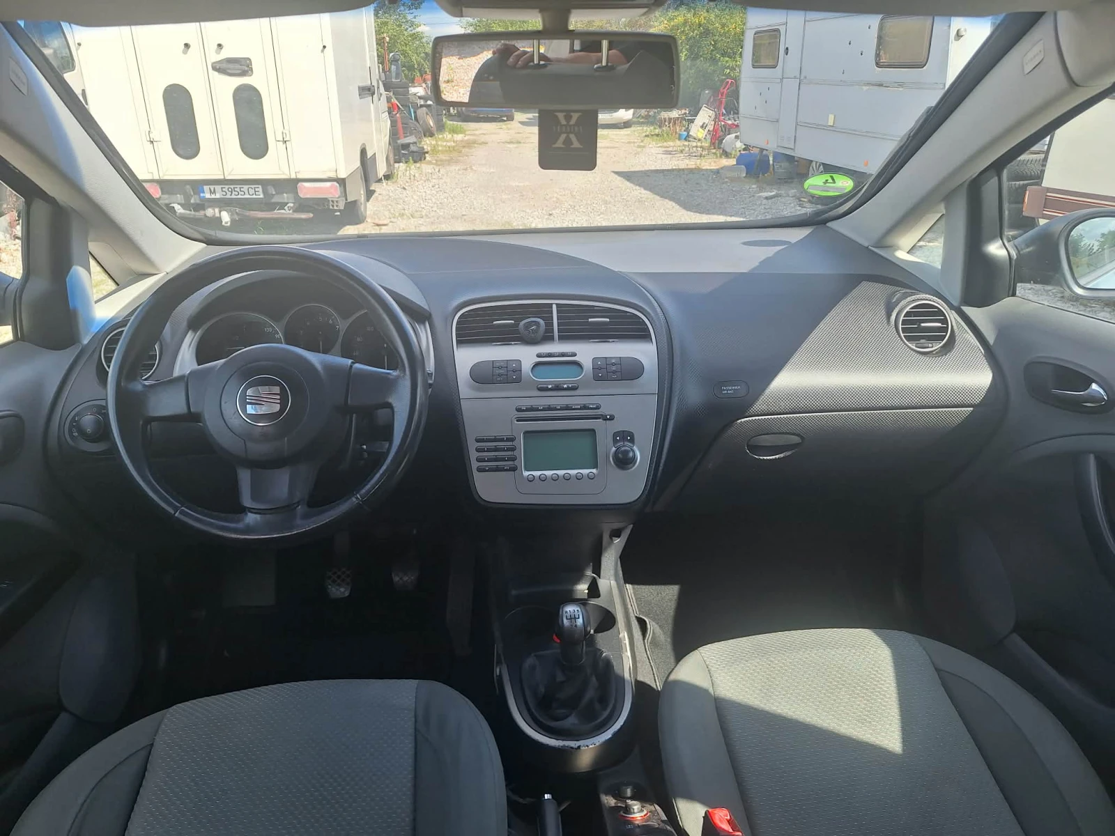 Seat Toledo 1.6i klima, снимка 11 - Автомобили и джипове - 55327021