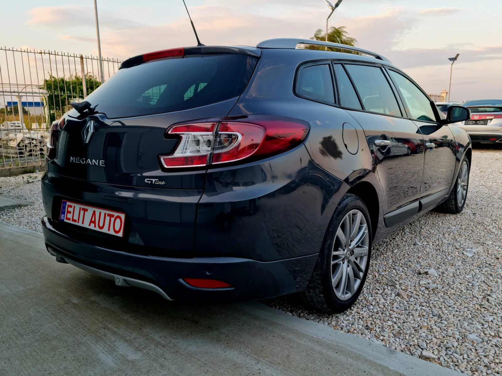 Renault Megane 1.5 DCI 110ks Gt-Line Evro 5, снимка 6 - Автомобили и джипове - 55529682