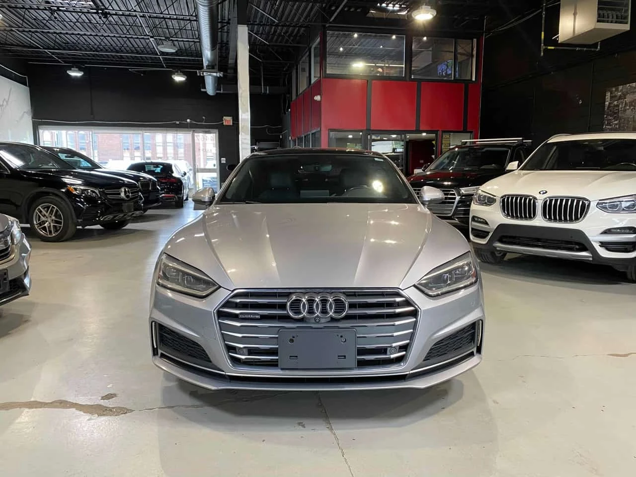 Audi A5 * CARFAX * FULL DIGITAL * 360 CAMERA * АВТОКРЕДИТ, снимка 5 - Автомобили и джипове - 55781572