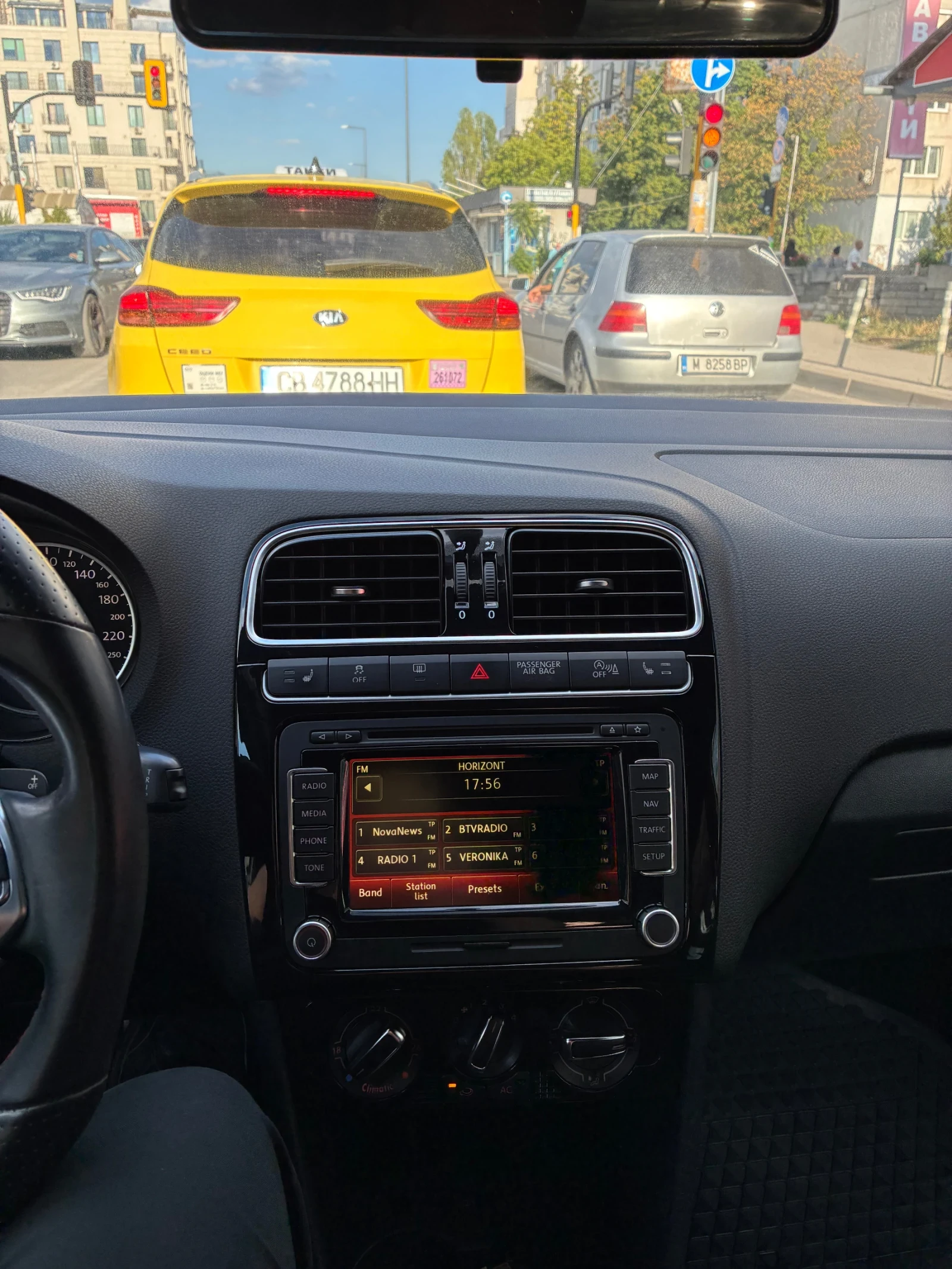 VW Polo Без Забелешка 1.2 GTI, снимка 8 - Автомобили и джипове - 55943408