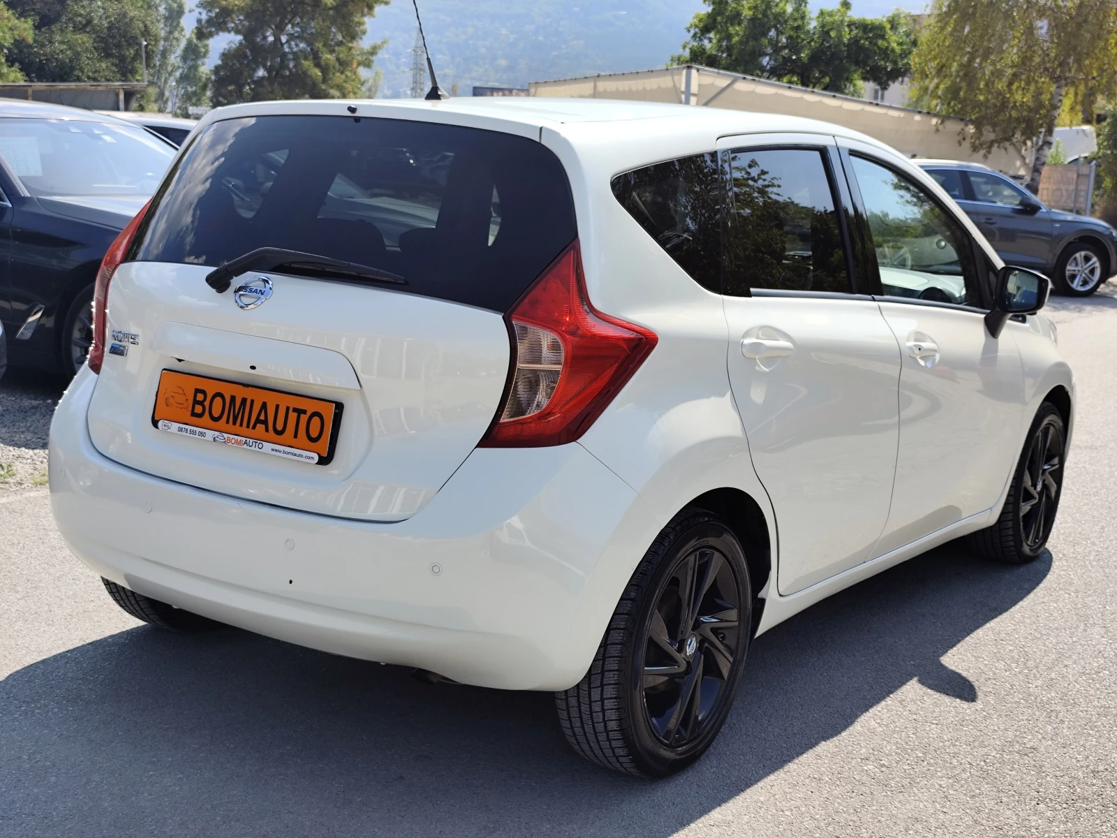 Nissan Note 1.2DIG-S* TEKNA* АВТОМАТИК* NAVI* CAMERA 360* EU5B, снимка 4 - Автомобили и джипове - 56031965