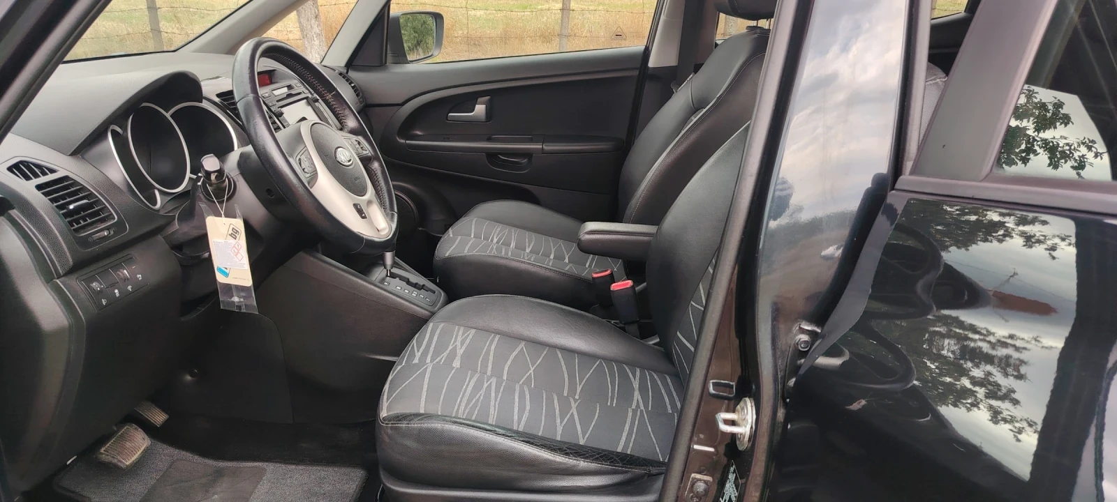 Kia Venga 1.6i-125к.с, снимка 10 - Автомобили и джипове - 56196436