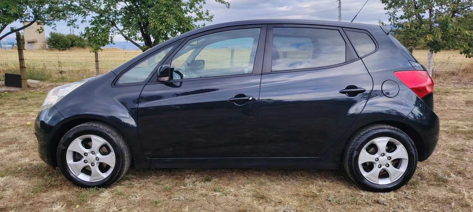 Kia Venga 1.6i-125к.с, снимка 8 - Автомобили и джипове - 56196436