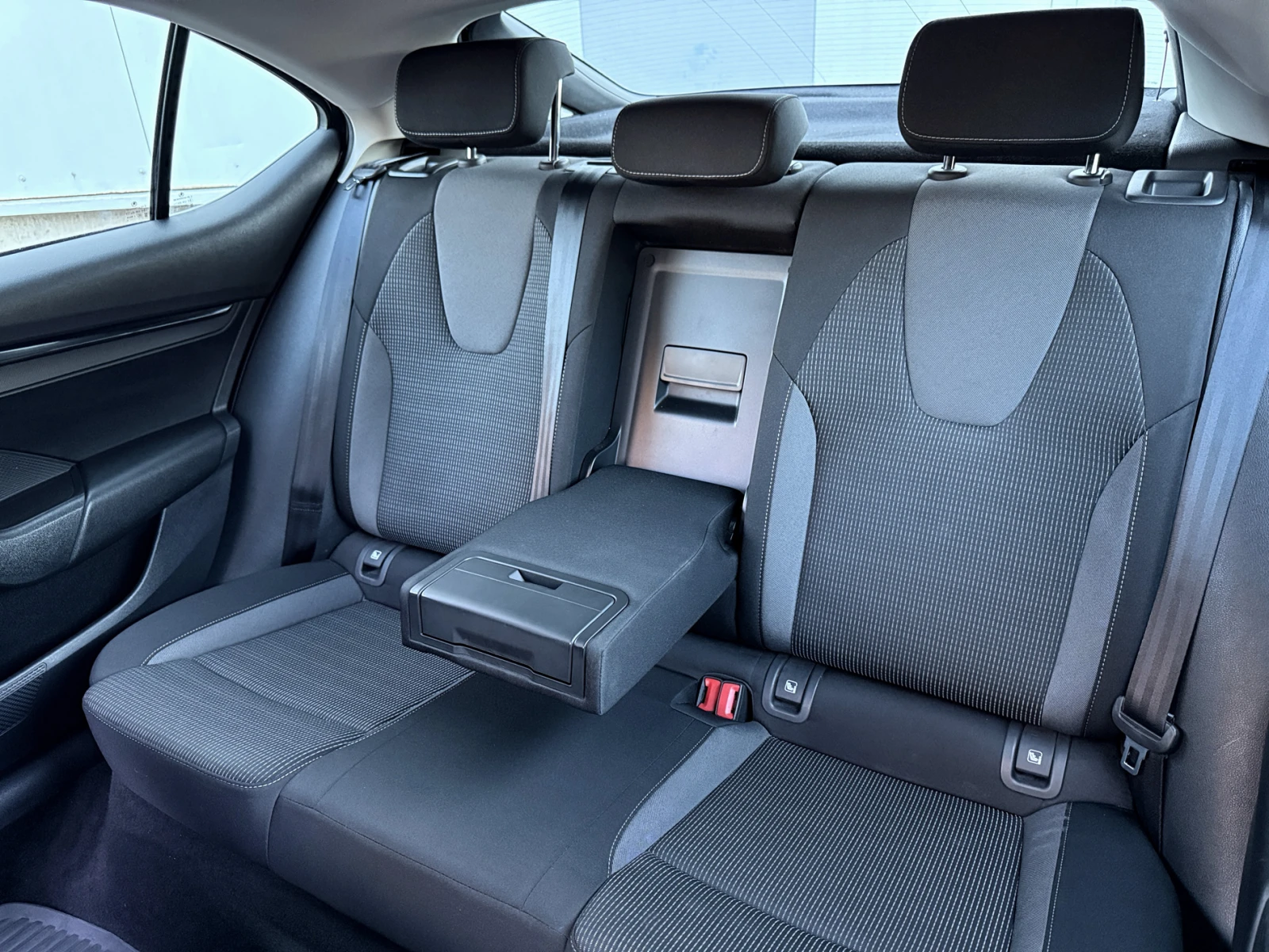 Skoda Octavia 2.0 TDI 4x4 | Mobile.bg � ����������� 10