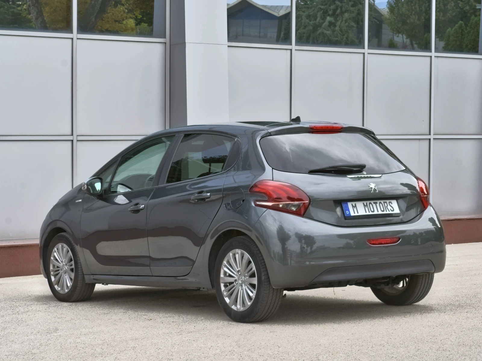 Peugeot 208 1.6HDi 75 �.�. FACELIFT LED EURO6B | Mobile.bg � ����������� 5