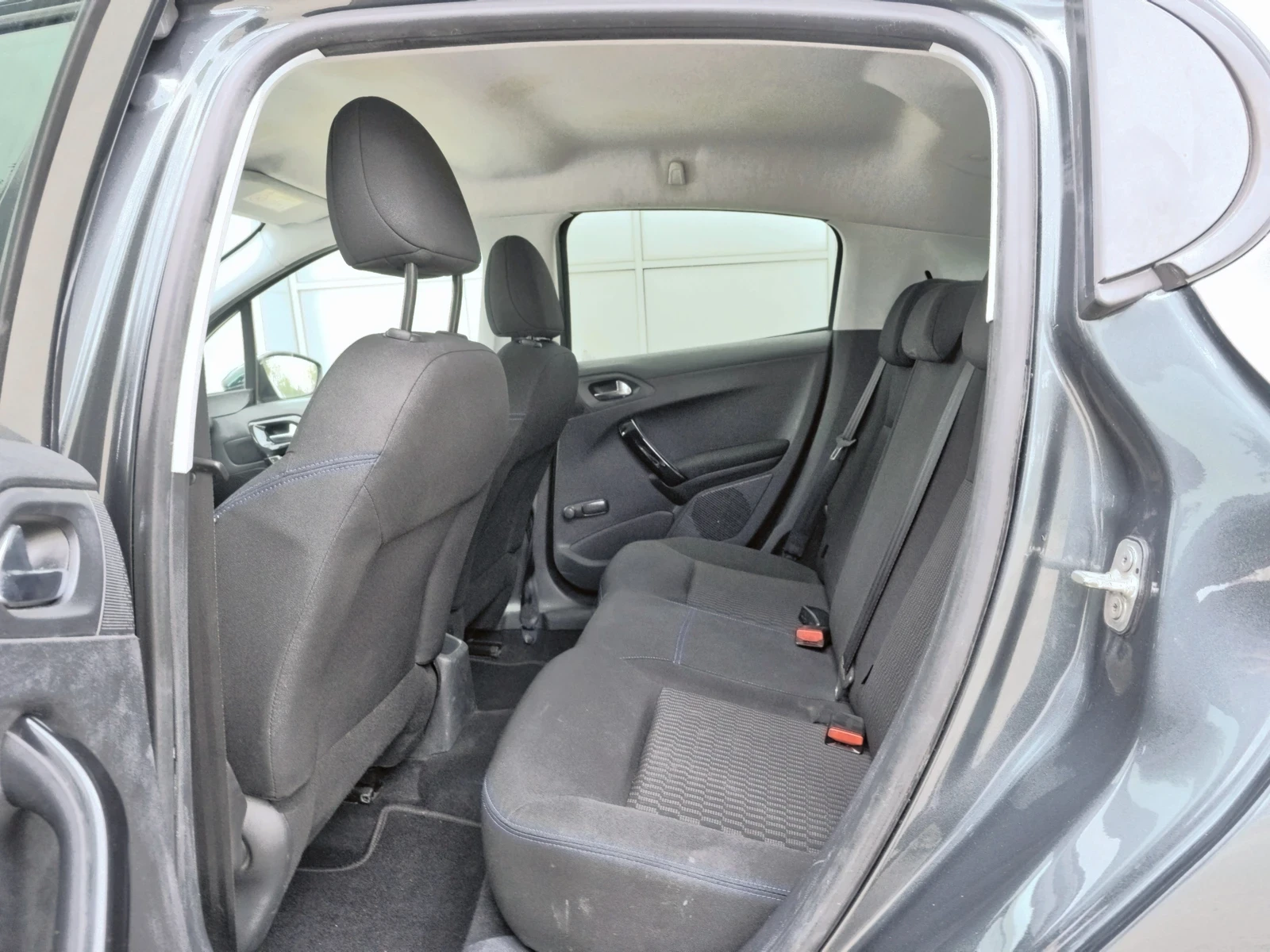 Peugeot 208 1.6HDi 75 �.�. FACELIFT LED EURO6B | Mobile.bg � ����������� 11