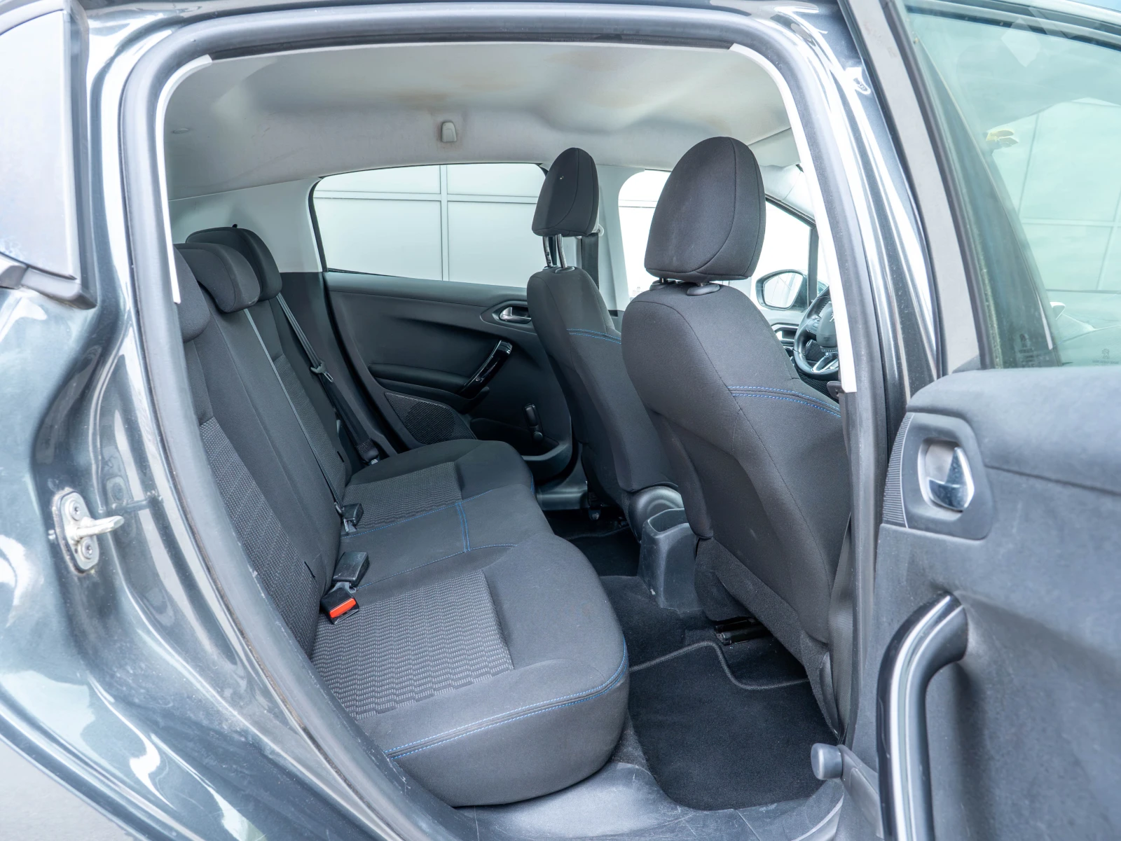 Peugeot 208 1.6HDi 75 �.�. FACELIFT LED EURO6B  | Mobile.bg � ����������� 12