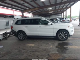 Mercedes-Benz GL 450 * 4MATIC* КОЖА* ПОДГРЕВ* ПАНОРАМА* HARMAN KARDON* , снимка 11