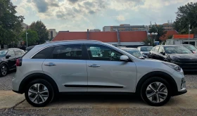 Kia Niro SOH100%/Premium, снимка 3