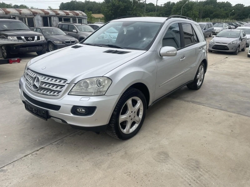 Mercedes-Benz ML 320 3.0tdi Navi, Koja, UNIKAT, снимка 2 - Автомобили и джипове - 33010691