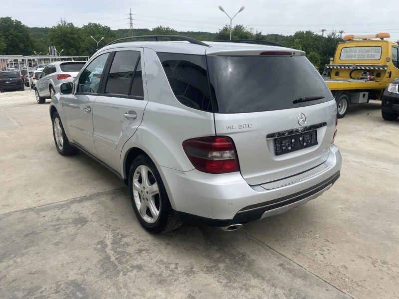 Mercedes-Benz ML 320 3.0tdi Navi, Koja, UNIKAT, снимка 5 - Автомобили и джипове - 33010691